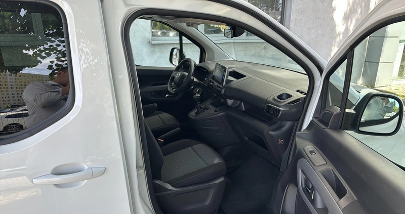 Toyota Proace City Verso cena 117900 przebieg: 9142, rok produkcji 2023 z Jastrowie małe 211
